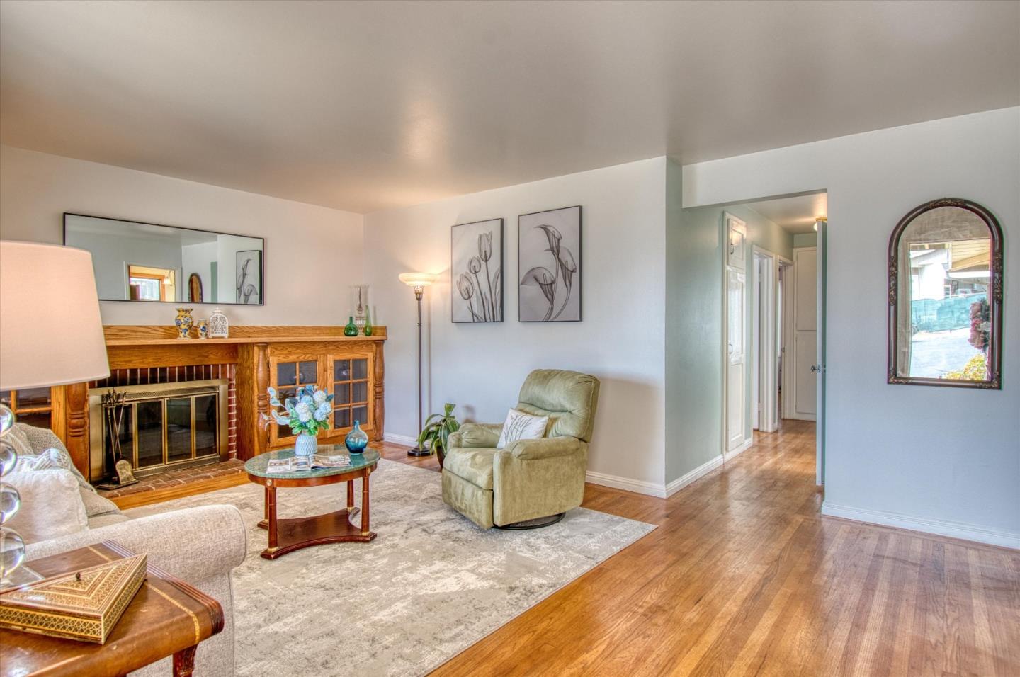 Detail Gallery Image 2 of 21 For 1107 Morningside Ave, South San Francisco,  CA 94080 - 3 Beds | 2 Baths