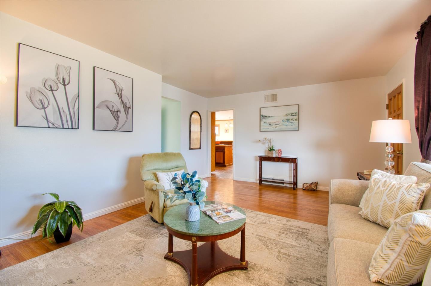 Detail Gallery Image 4 of 21 For 1107 Morningside Ave, South San Francisco,  CA 94080 - 3 Beds | 2 Baths