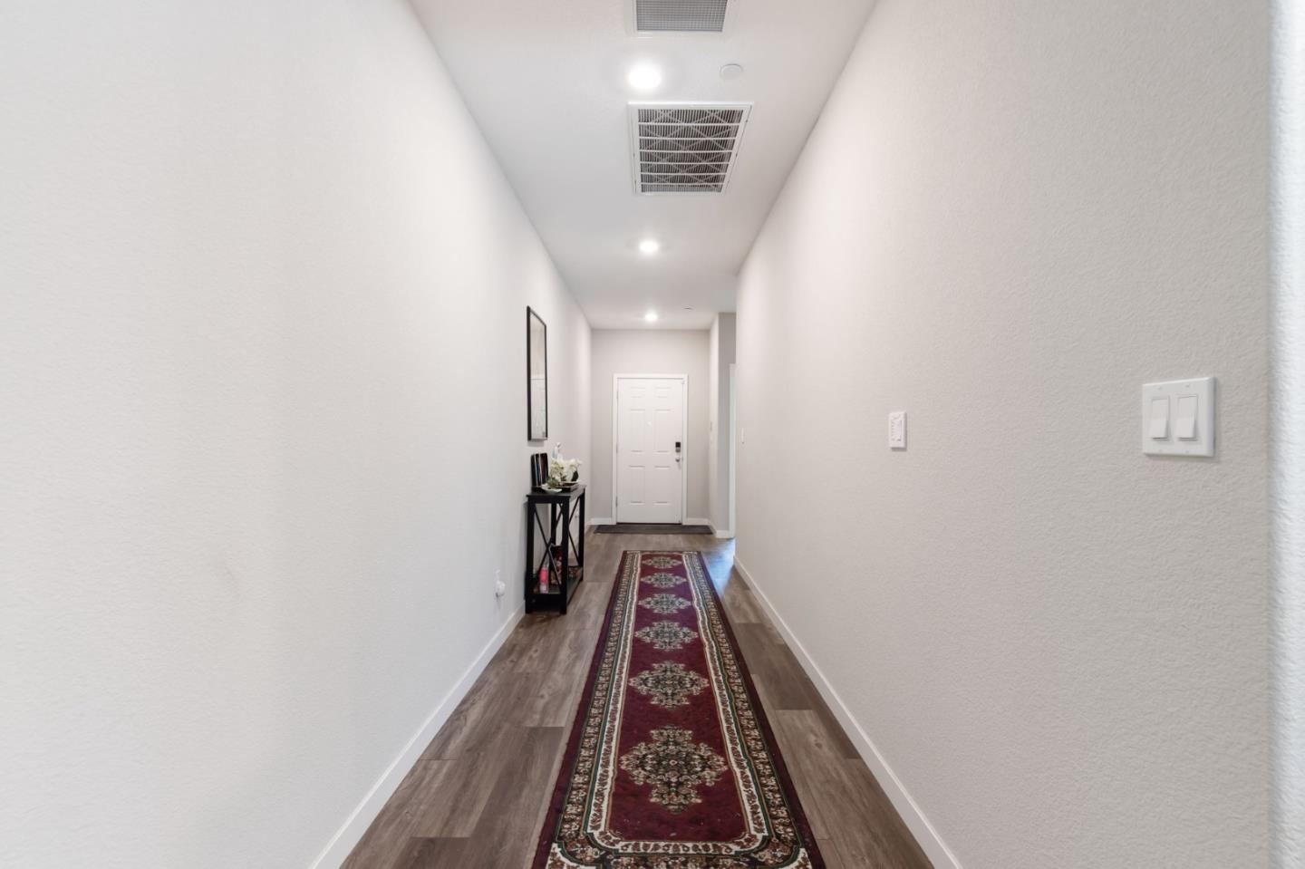 Detail Gallery Image 12 of 23 For 2066 Greenbriar Dr #2066,  Los Banos,  CA 93635 - 4 Beds | 3 Baths