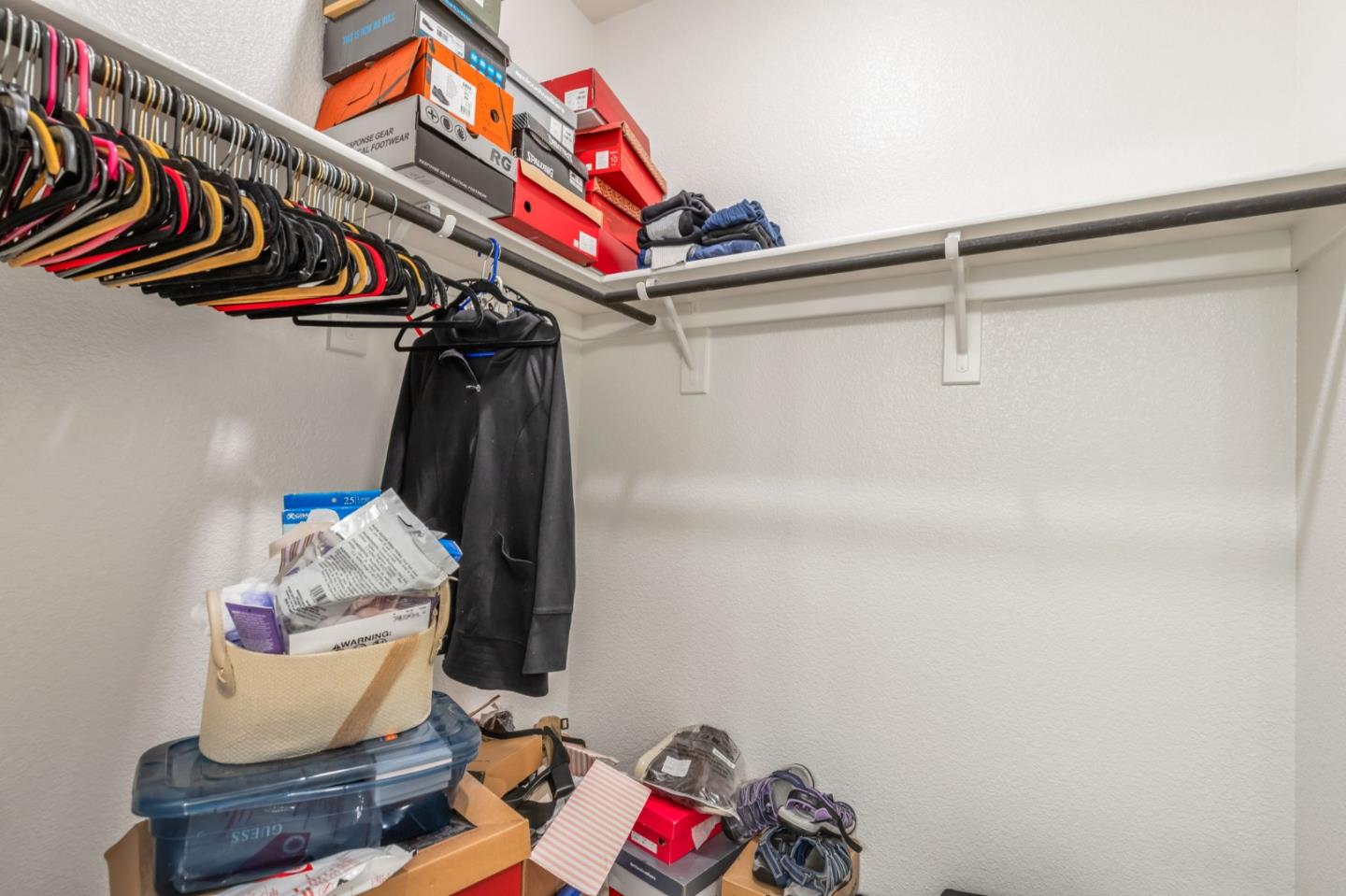 Detail Gallery Image 18 of 23 For 2066 Greenbriar Dr #2066,  Los Banos,  CA 93635 - 4 Beds | 3 Baths