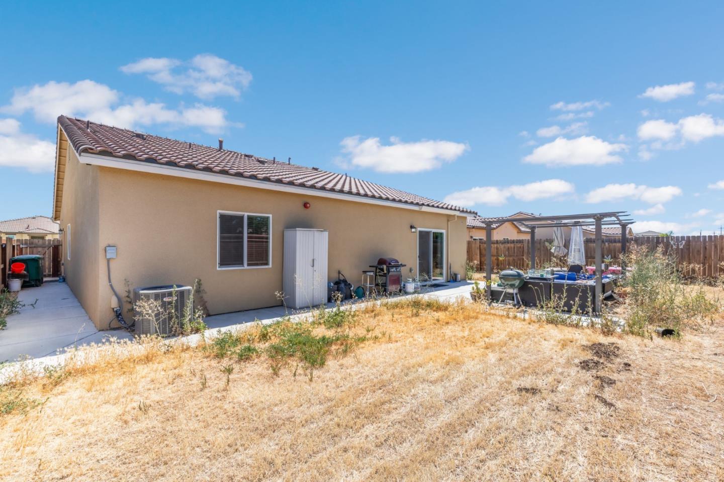 Detail Gallery Image 23 of 23 For 2066 Greenbriar Dr #2066,  Los Banos,  CA 93635 - 4 Beds | 3 Baths