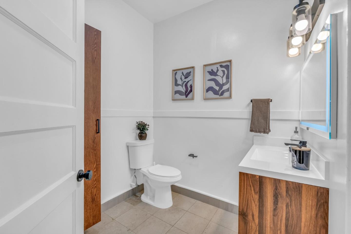Detail Gallery Image 14 of 37 For 74 Lynch St, San Francisco,  CA 94109 - 2 Beds | 1 Baths