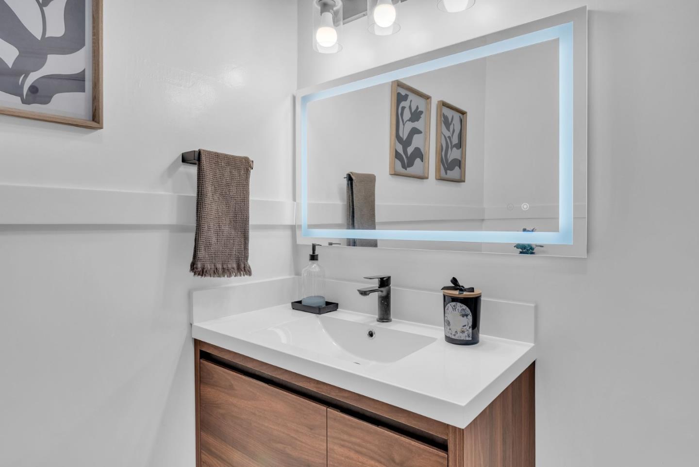 Detail Gallery Image 16 of 37 For 74 Lynch St, San Francisco,  CA 94109 - 2 Beds | 1 Baths