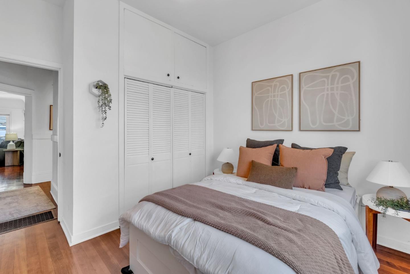 Detail Gallery Image 20 of 37 For 74 Lynch St, San Francisco,  CA 94109 - 2 Beds | 1 Baths