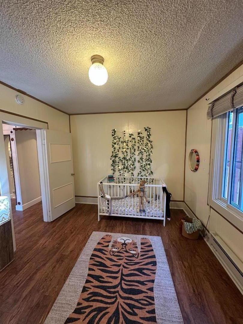 Detail Gallery Image 11 of 41 For 2727 Blenheim Ave, Redwood City,  CA 94063 - 2 Beds | 1 Baths