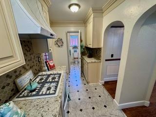 Detail Gallery Image 3 of 41 For 2727 Blenheim Ave, Redwood City,  CA 94063 - 2 Beds | 1 Baths
