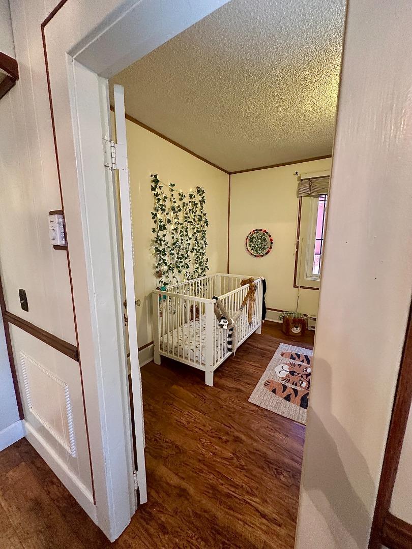 Detail Gallery Image 8 of 41 For 2727 Blenheim Ave, Redwood City,  CA 94063 - 2 Beds | 1 Baths