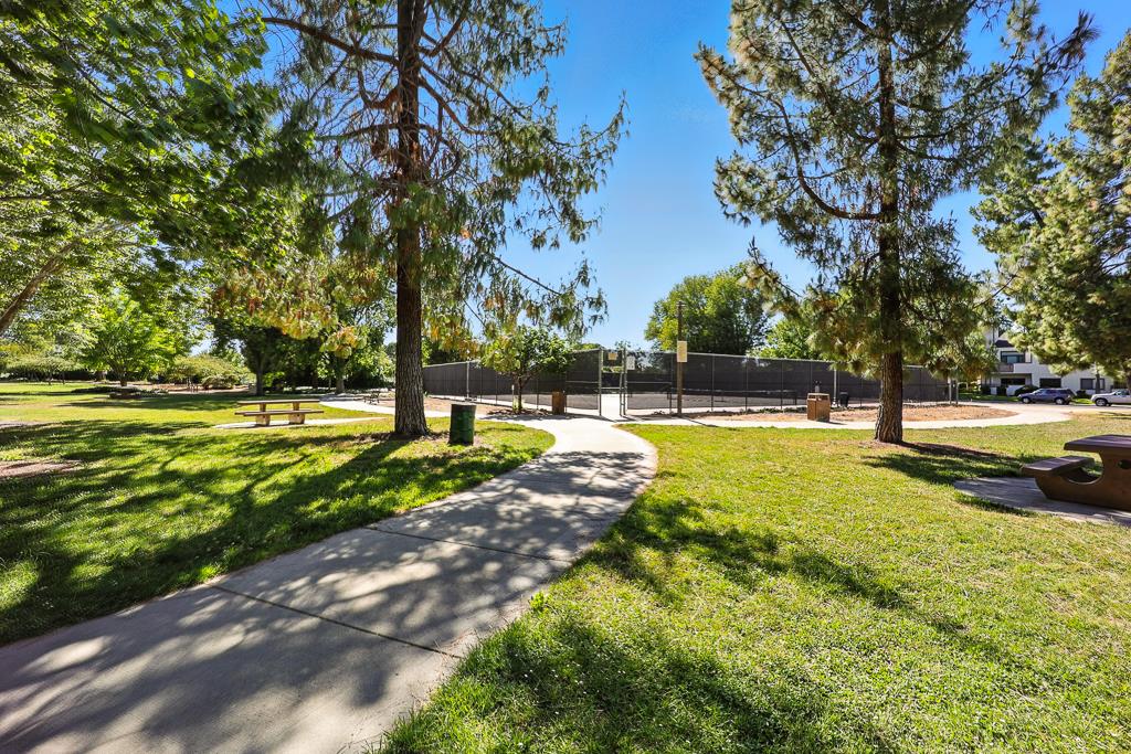 Detail Gallery Image 37 of 39 For 1767 Clove Ct, San Jose,  CA 95131 - 4 Beds | 3/1 Baths