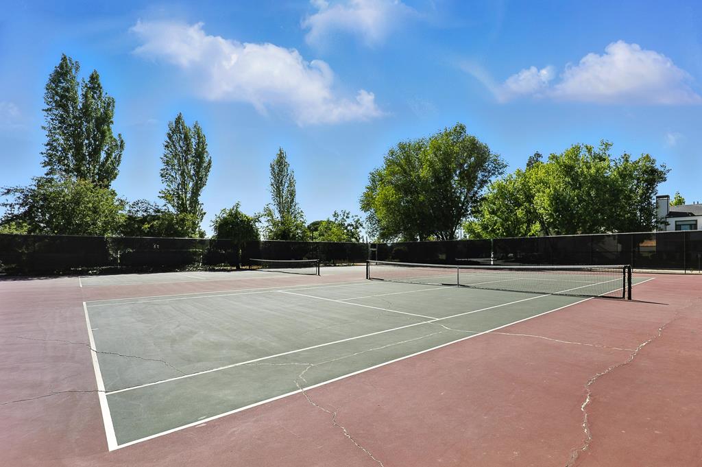 Detail Gallery Image 38 of 39 For 1767 Clove Ct, San Jose,  CA 95131 - 4 Beds | 3/1 Baths