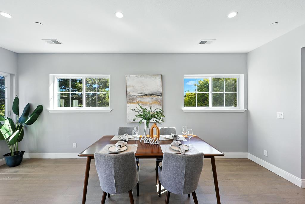 Detail Gallery Image 4 of 39 For 1767 Clove Ct, San Jose,  CA 95131 - 4 Beds | 3/1 Baths