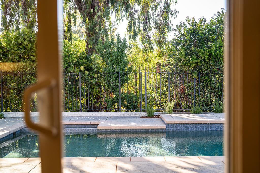 Detail Gallery Image 42 of 102 For 1455 Redwood Dr, Los Altos,  CA 94024 - 5 Beds | 3 Baths
