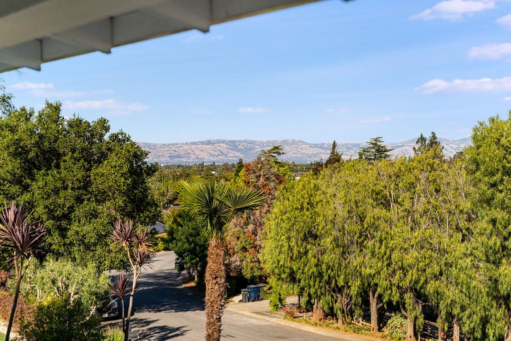 Detail Gallery Image 55 of 102 For 1455 Redwood Dr, Los Altos,  CA 94024 - 5 Beds | 3 Baths