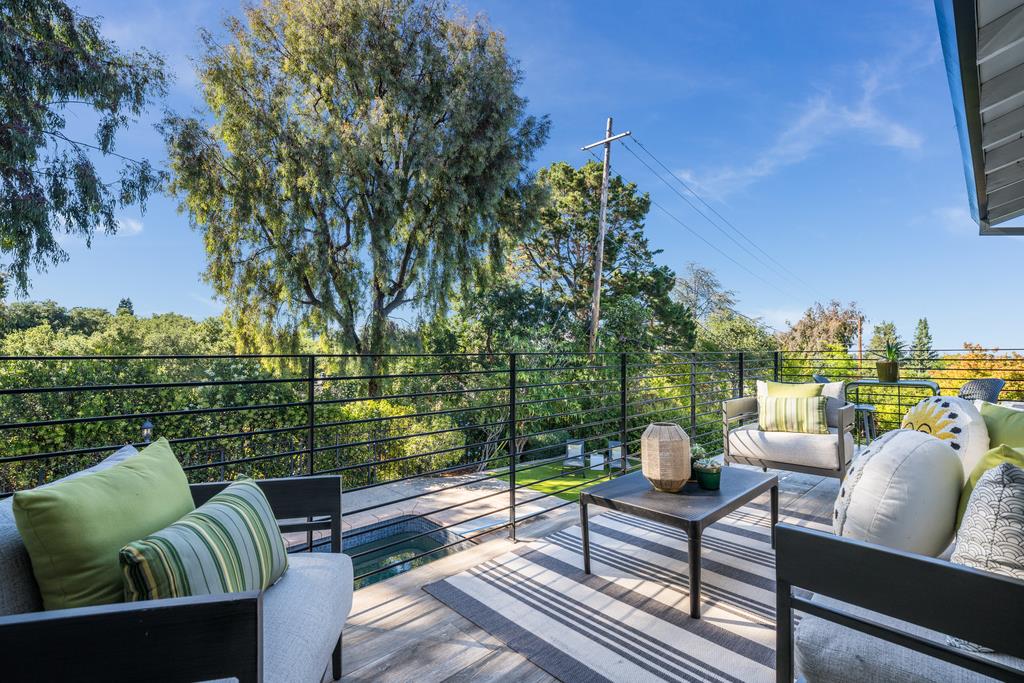 Detail Gallery Image 67 of 102 For 1455 Redwood Dr, Los Altos,  CA 94024 - 5 Beds | 3 Baths