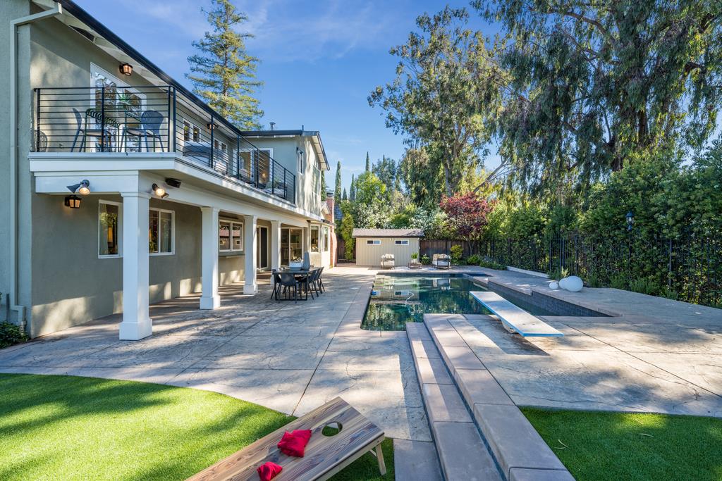 Detail Gallery Image 89 of 102 For 1455 Redwood Dr, Los Altos,  CA 94024 - 5 Beds | 3 Baths