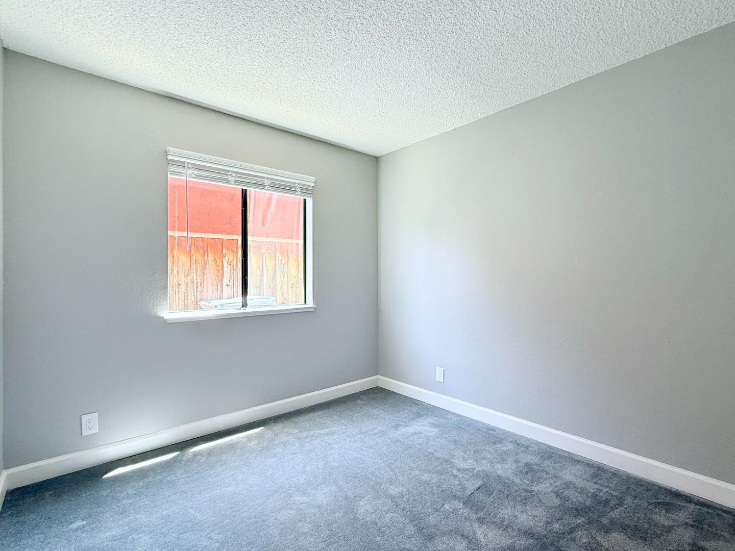Detail Gallery Image 17 of 26 For 2886 D'amico Dr, San Jose,  CA 95148 - 3 Beds | 2 Baths