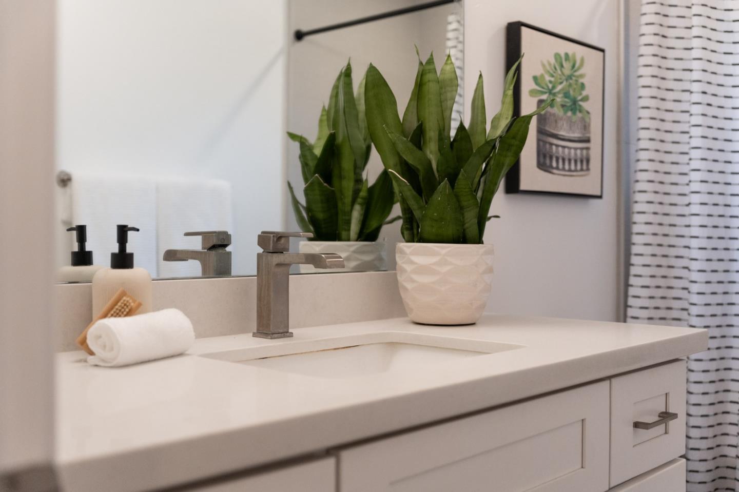 Detail Gallery Image 22 of 44 For 127 Seaborg Pl, Santa Cruz,  CA 95060 - 3 Beds | 2 Baths