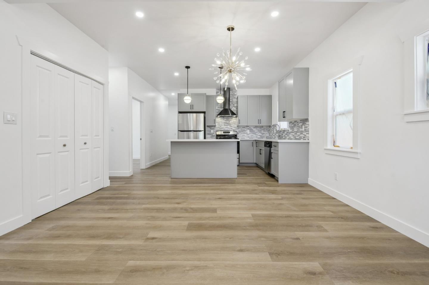 Detail Gallery Image 7 of 15 For 3613 5th Ave, Los Angeles,  CA 90018 - 4 Beds | 3 Baths