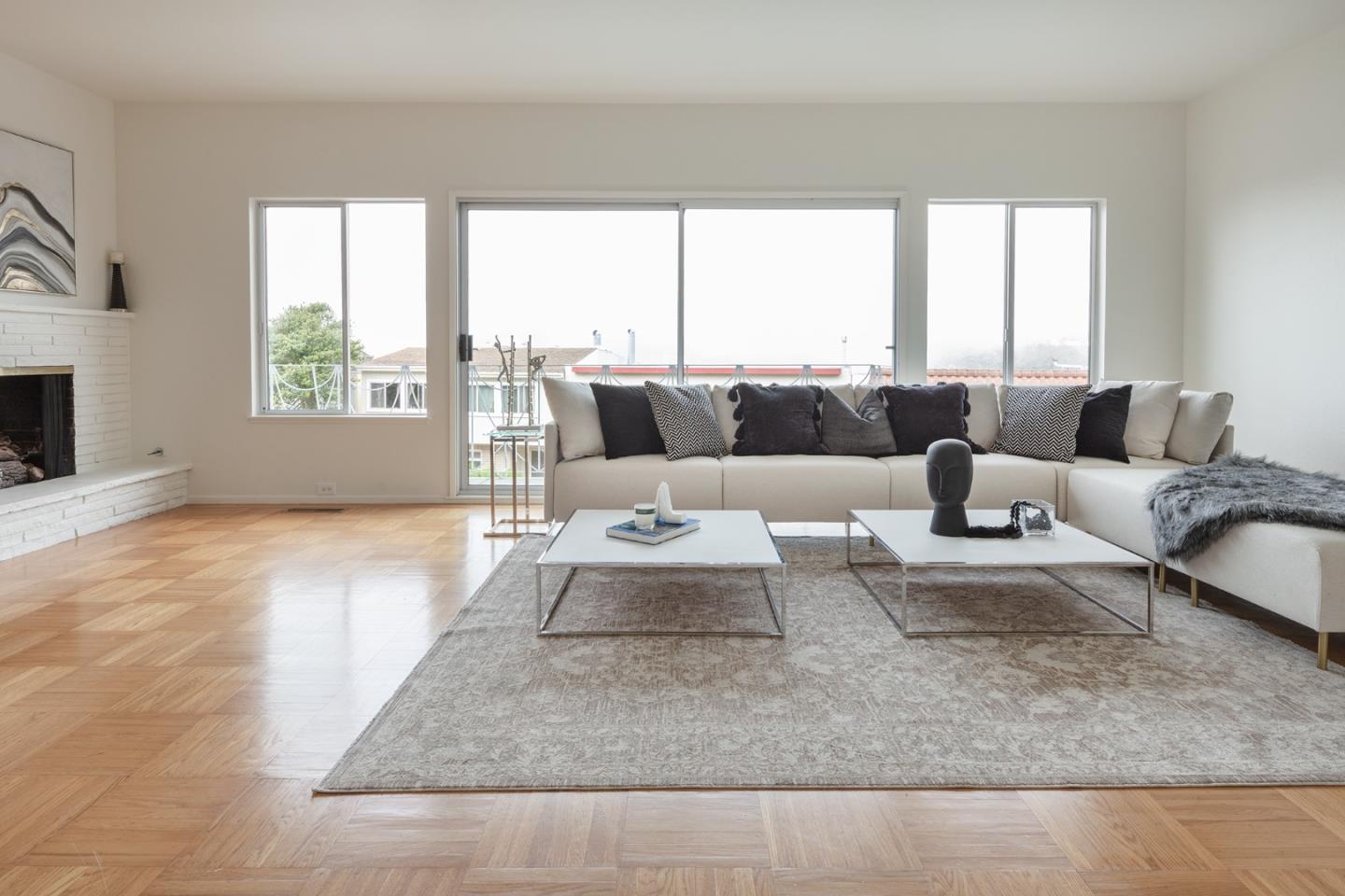 Detail Gallery Image 10 of 34 For 517 Ortega St, San Francisco,  CA 94122 - 4 Beds | 2/1 Baths