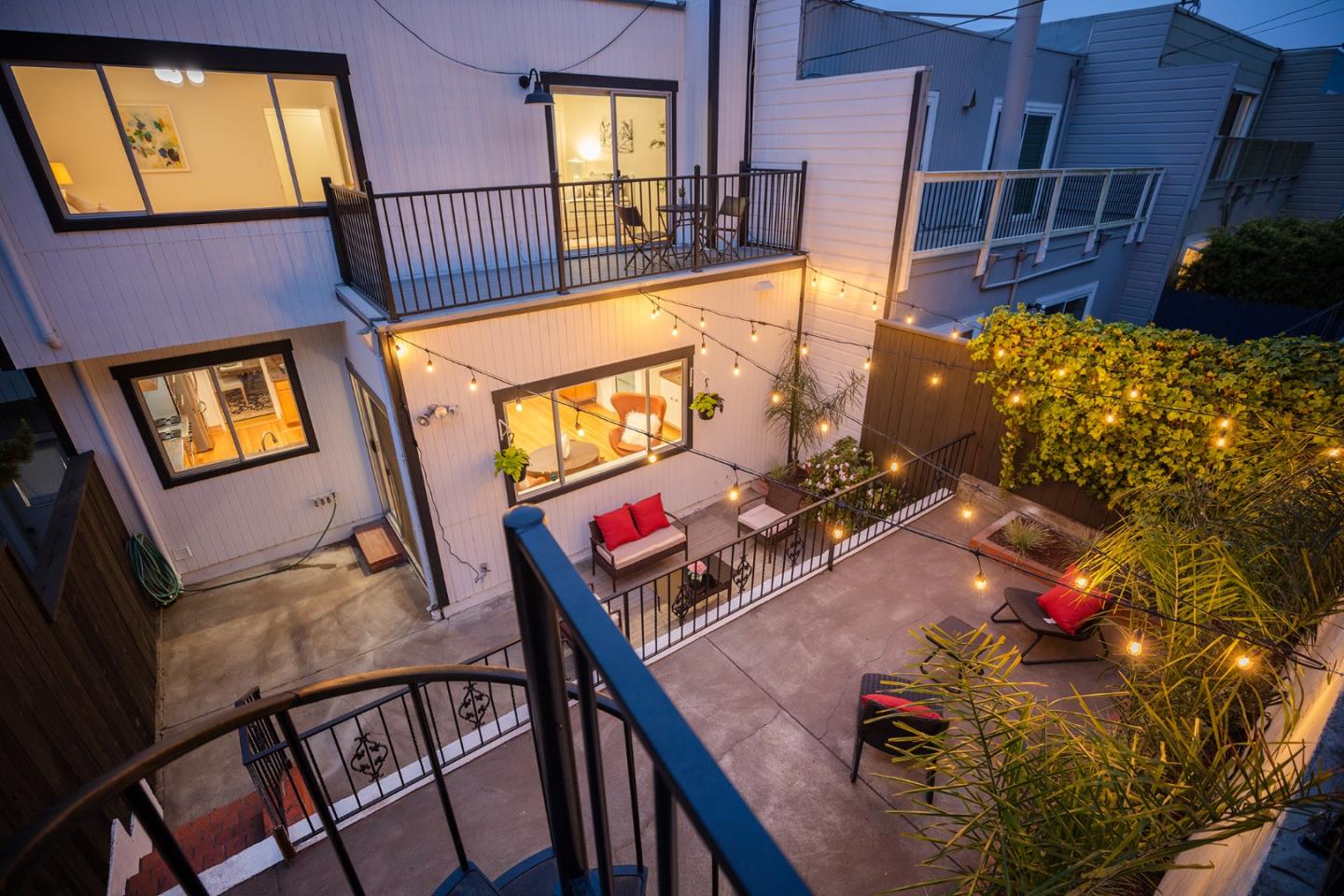 Detail Gallery Image 29 of 34 For 517 Ortega St, San Francisco,  CA 94122 - 4 Beds | 2/1 Baths