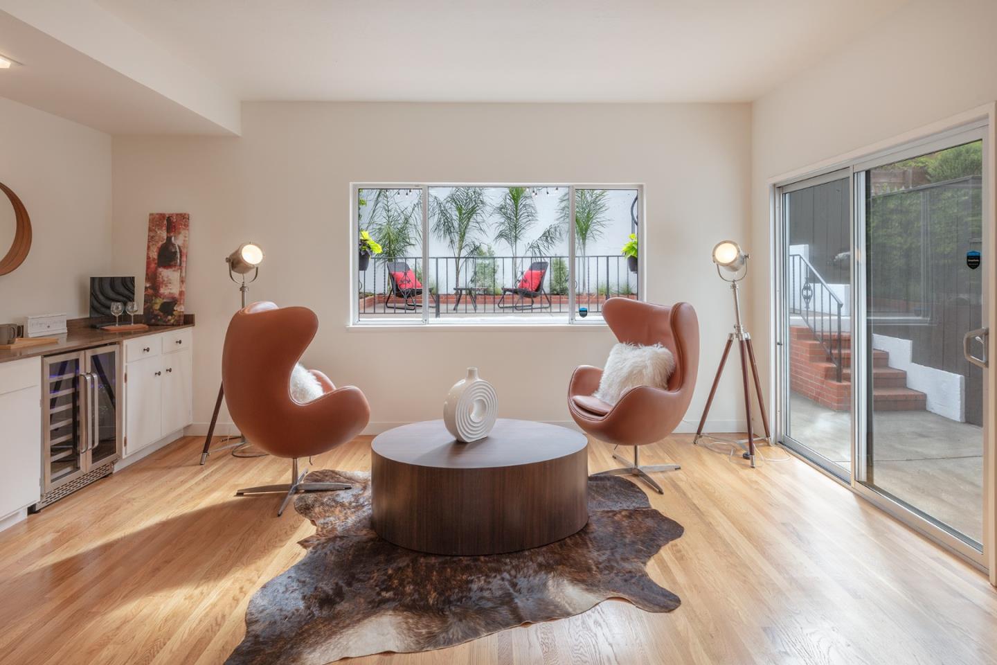 Detail Gallery Image 9 of 34 For 517 Ortega St, San Francisco,  CA 94122 - 4 Beds | 2/1 Baths