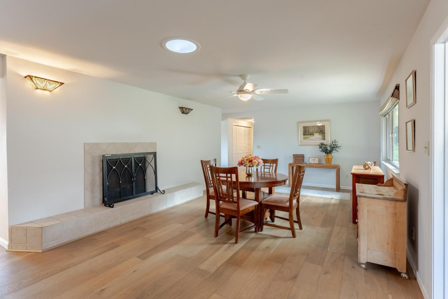 Detail Gallery Image 12 of 45 For 475 Brown Rd, San Juan Bautista,  CA 95045 - 3 Beds | 3 Baths