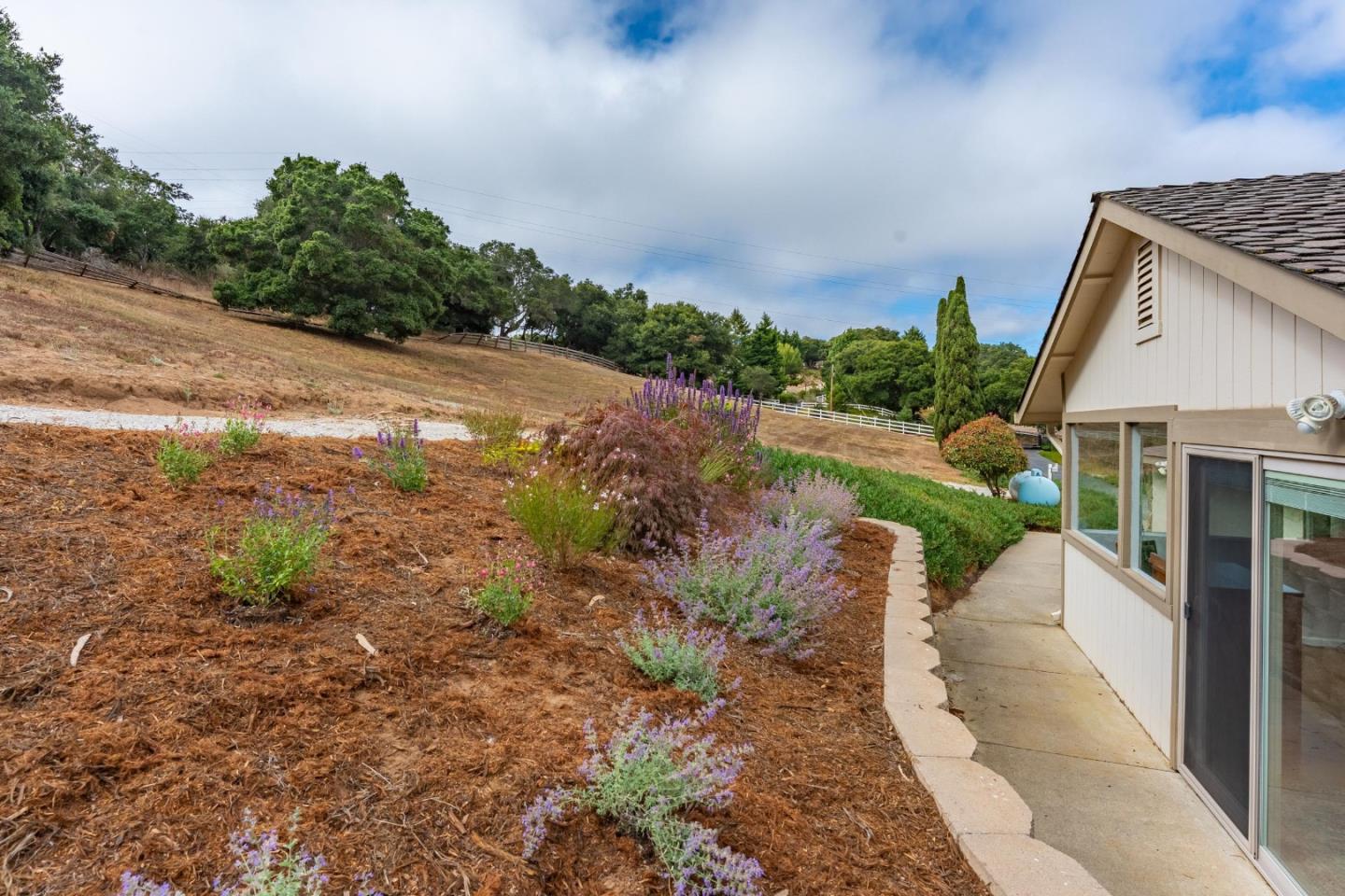 Detail Gallery Image 31 of 45 For 475 Brown Rd, San Juan Bautista,  CA 95045 - 3 Beds | 3 Baths