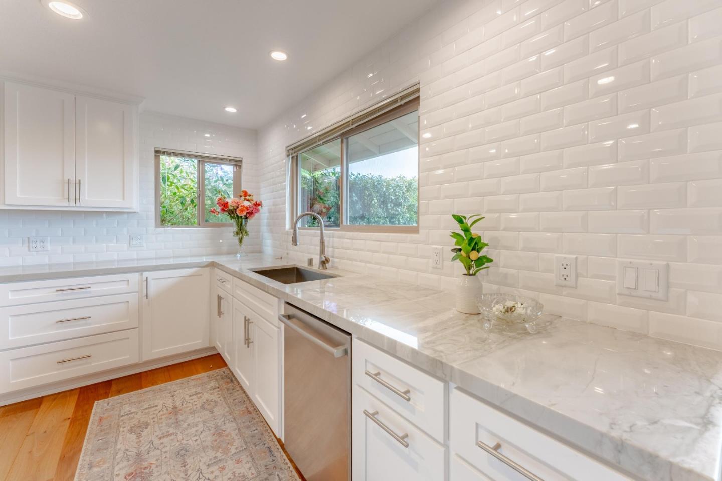 Detail Gallery Image 6 of 45 For 475 Brown Rd, San Juan Bautista,  CA 95045 - 3 Beds | 3 Baths