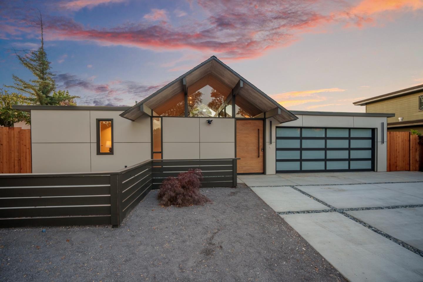 Detail Gallery Image 26 of 26 For 1111 E Homestead Rd, Sunnyvale,  CA 94087 - 4 Beds | 2/1 Baths
