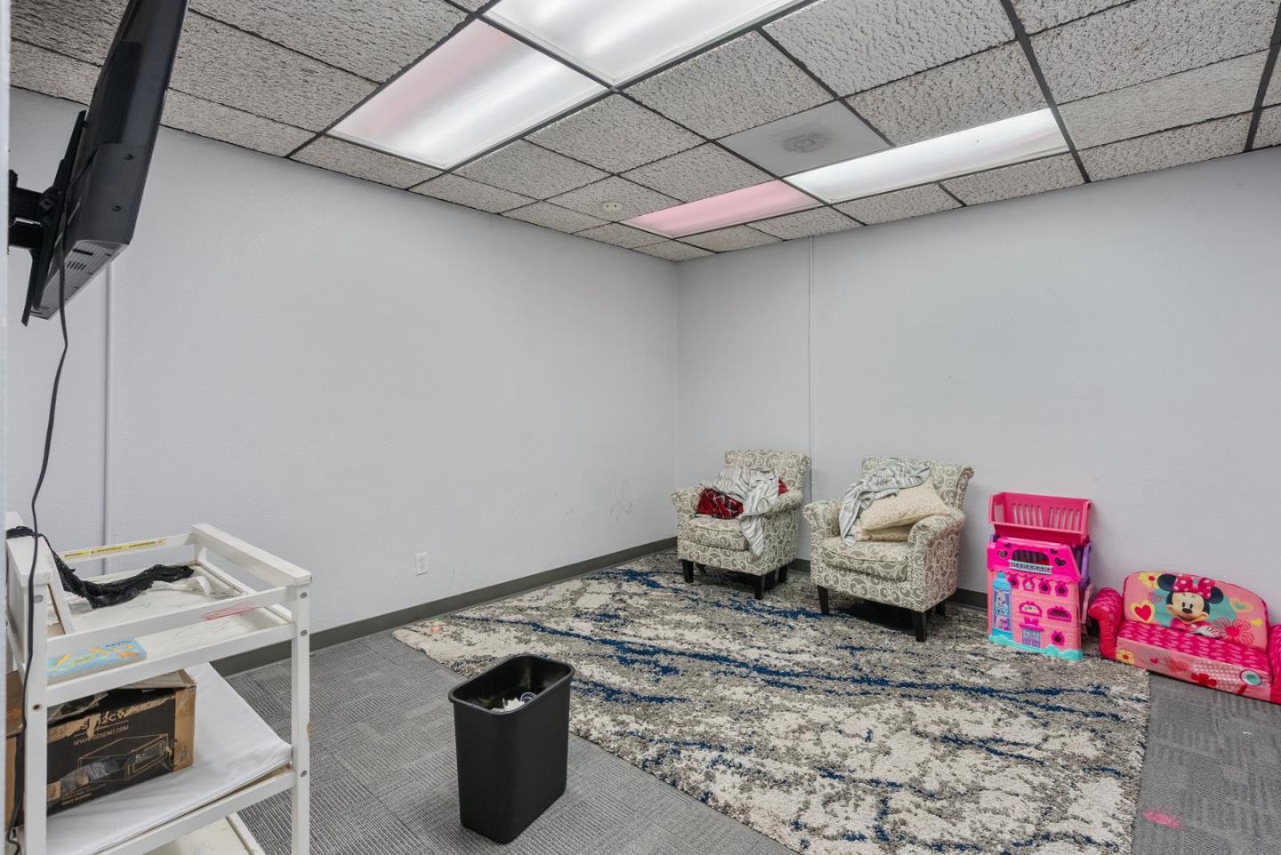 Detail Gallery Image 20 of 49 For 321 5th St, Hollister,  CA 95023 - – Beds | – Baths