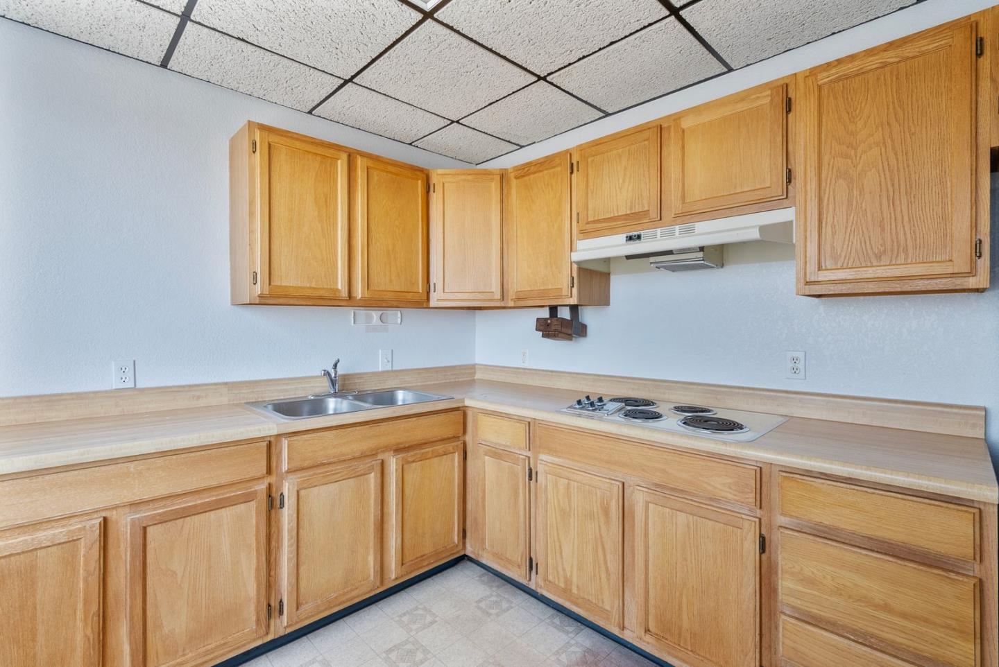 Detail Gallery Image 47 of 49 For 321 5th St, Hollister,  CA 95023 - – Beds | – Baths