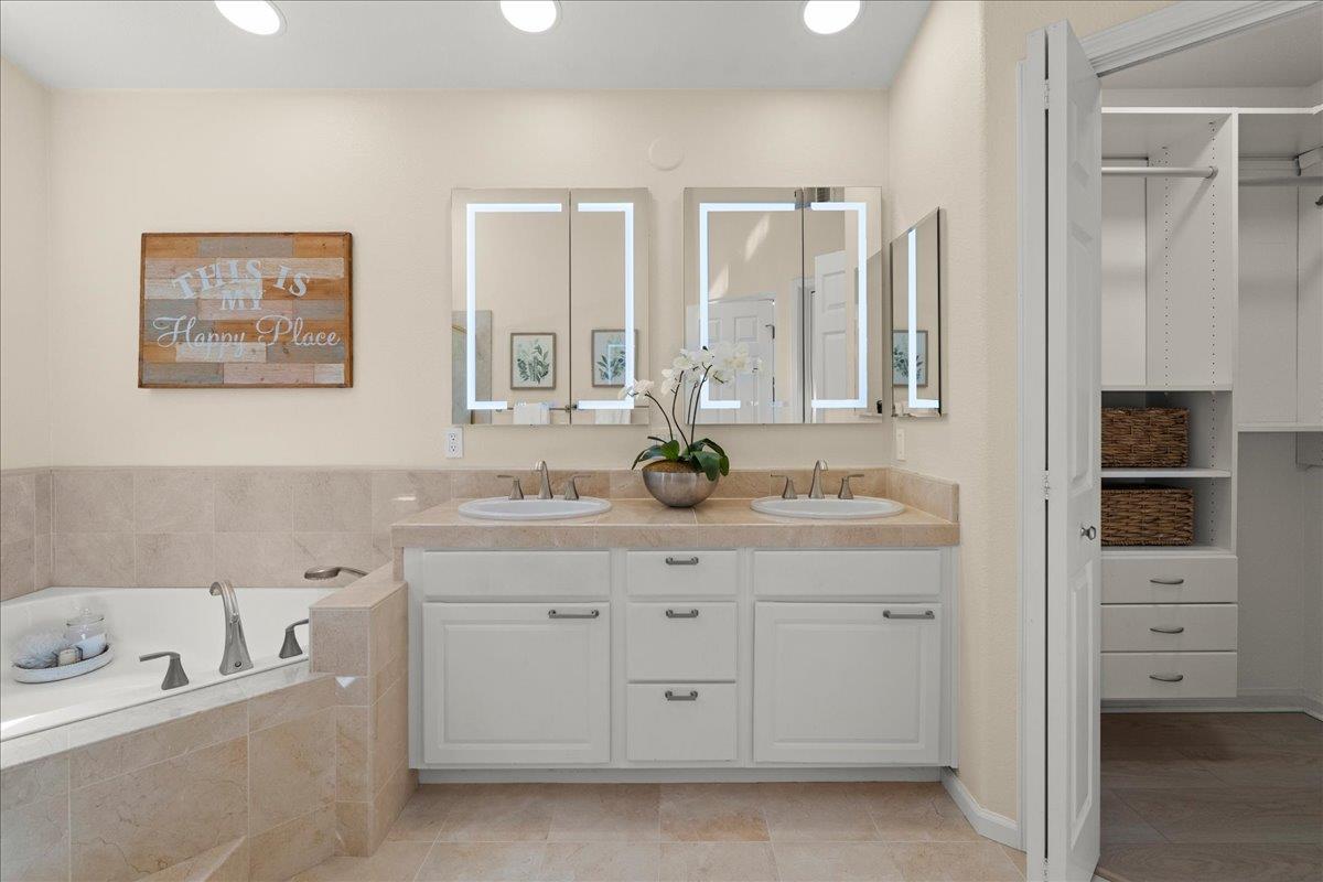 Detail Gallery Image 13 of 32 For 168 Cuesta De Los Gatos, Los Gatos,  CA 95032 - 4 Beds | 2/1 Baths