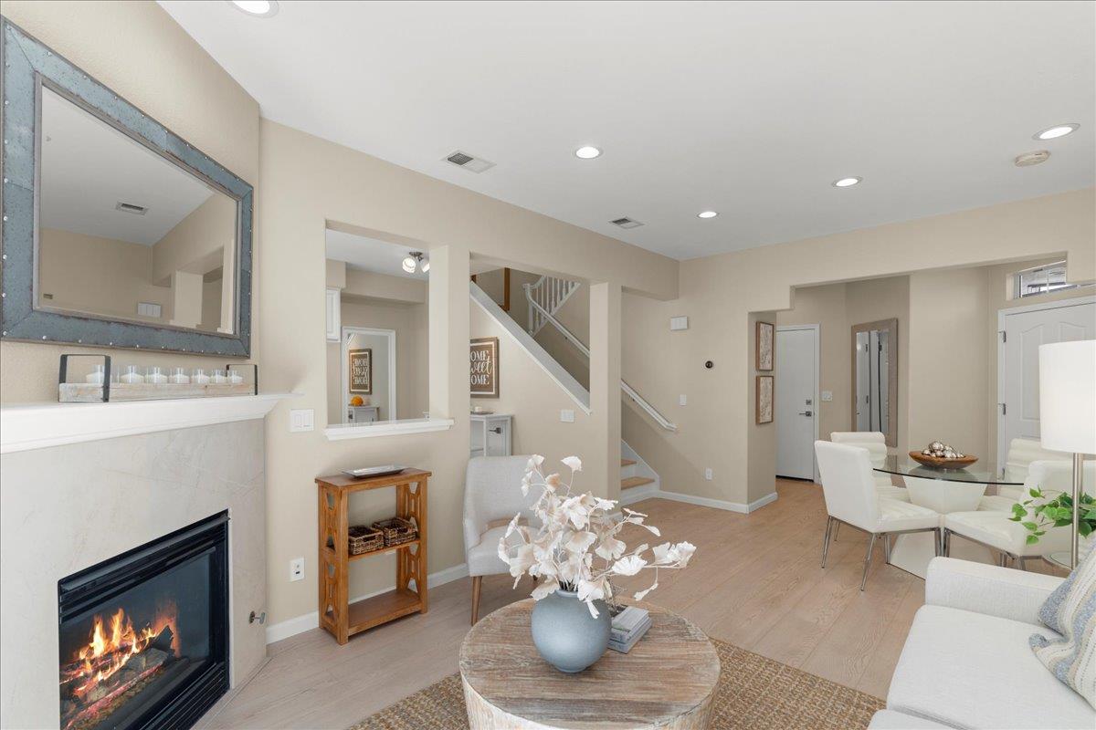 Detail Gallery Image 3 of 32 For 168 Cuesta De Los Gatos, Los Gatos,  CA 95032 - 4 Beds | 2/1 Baths