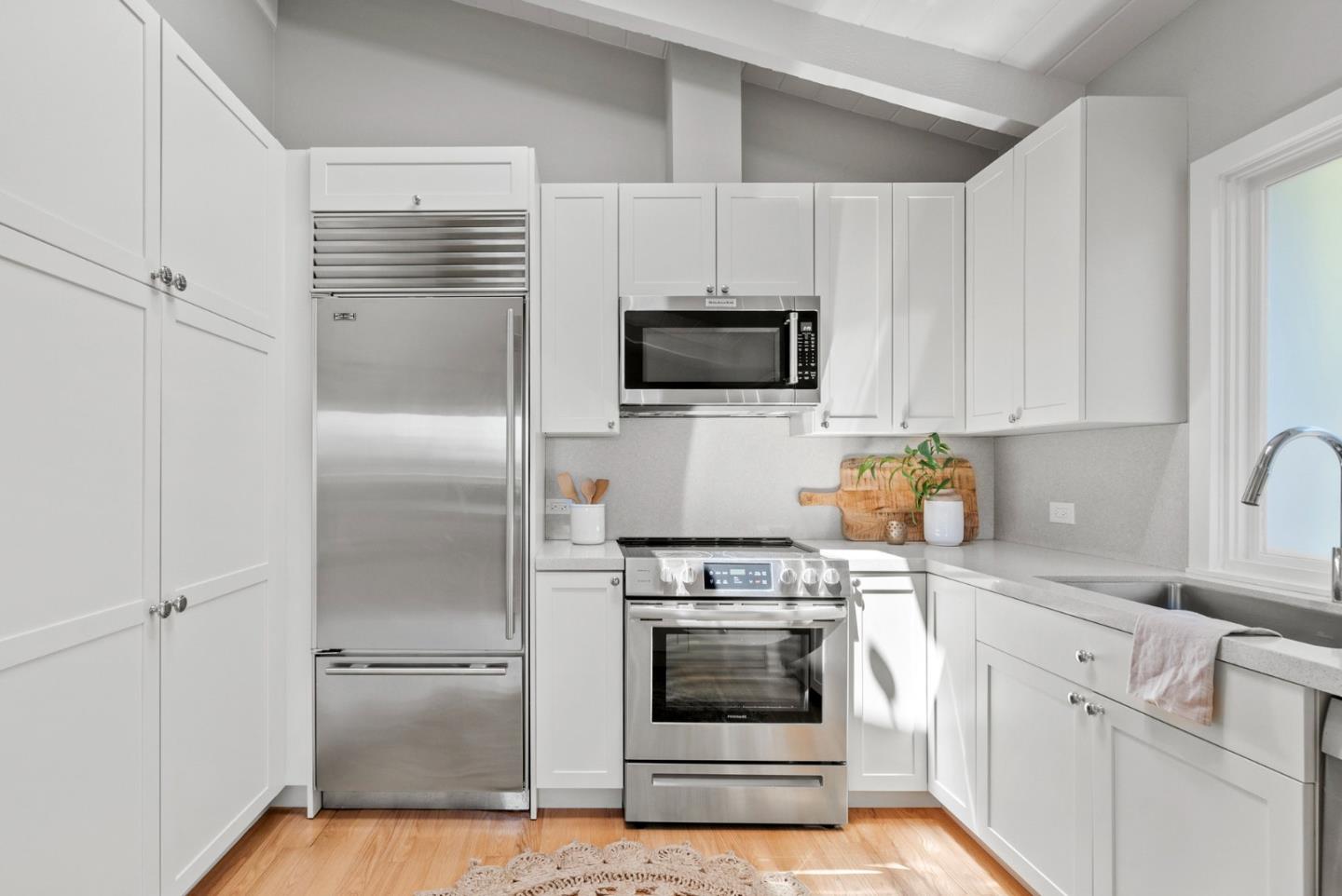 Detail Gallery Image 20 of 63 For 1975 Seascape Blvd, Aptos,  CA 95003 - 3 Beds | 2/1 Baths