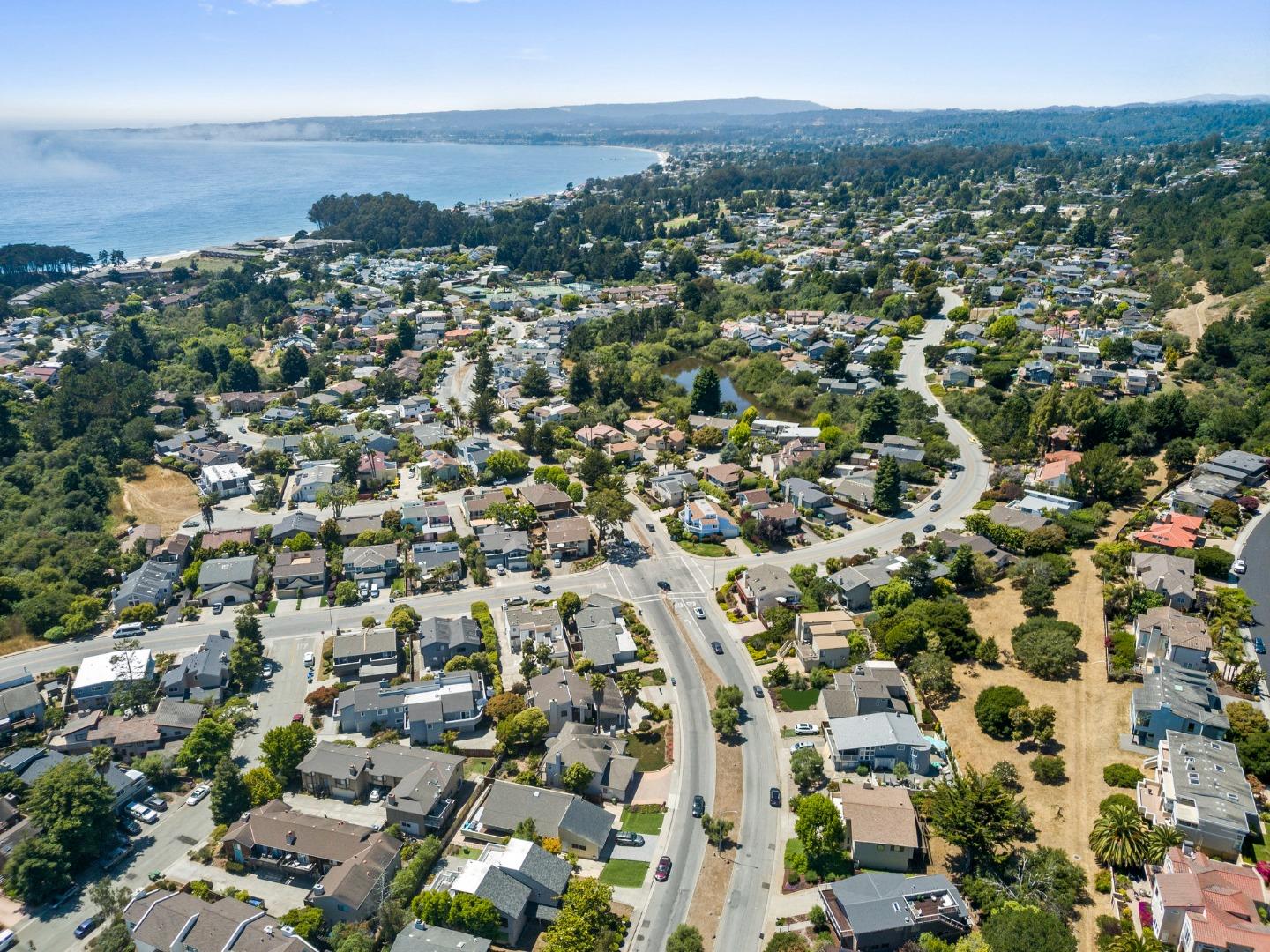Detail Gallery Image 59 of 63 For 1975 Seascape Blvd, Aptos,  CA 95003 - 3 Beds | 2/1 Baths
