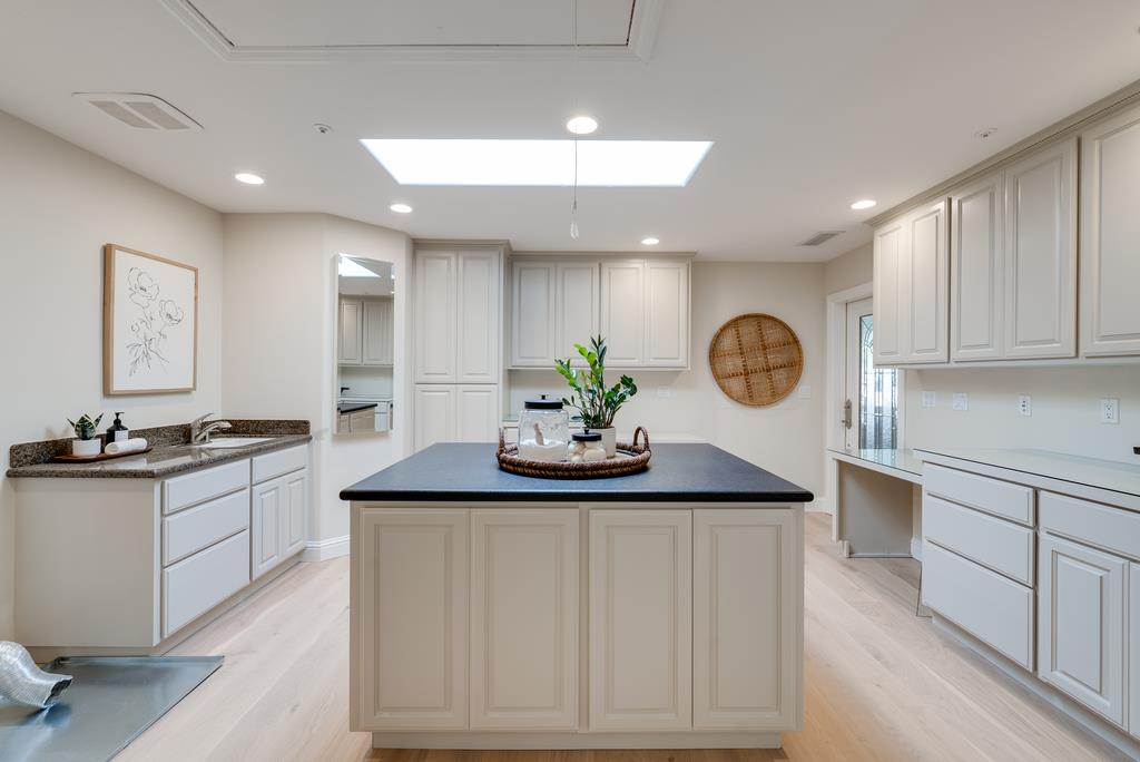 Detail Gallery Image 31 of 49 For 121 Day Valley Ln, Aptos,  CA 95003 - 3 Beds | 3/1 Baths
