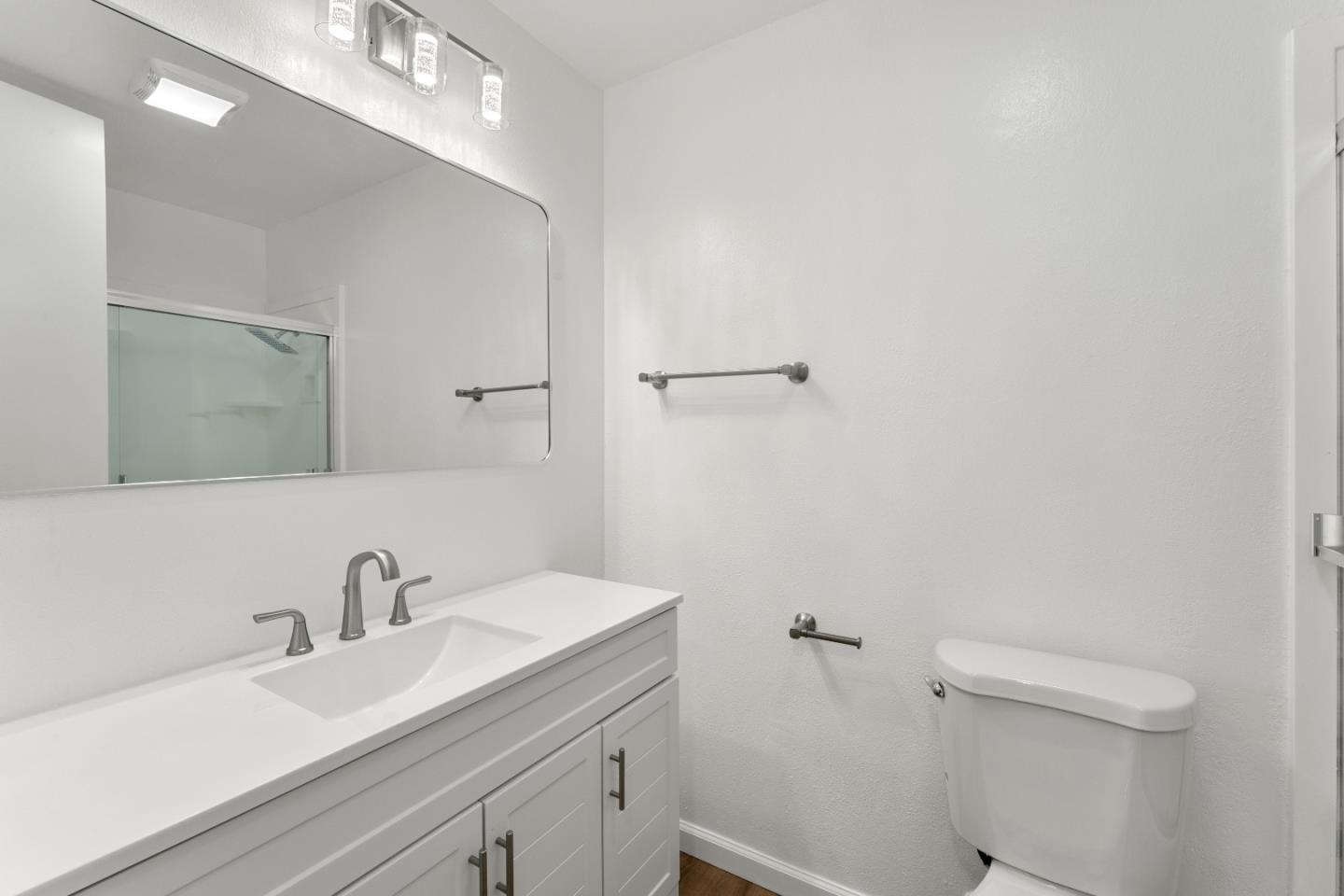 Detail Gallery Image 10 of 36 For 17-25 Devonshire Blvd, San Carlos,  CA 94070 - – Beds | – Baths