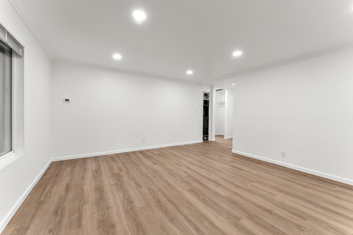 Detail Gallery Image 7 of 36 For 17-25 Devonshire Blvd, San Carlos,  CA 94070 - – Beds | – Baths
