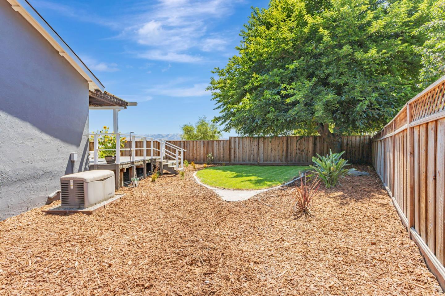 Detail Gallery Image 53 of 77 For 4852 Birmingham Dr, San Jose,  CA 95136 - 4 Beds | 2/1 Baths