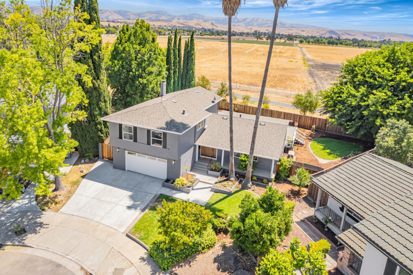 Detail Gallery Image 59 of 77 For 4852 Birmingham Dr, San Jose,  CA 95136 - 4 Beds | 2/1 Baths