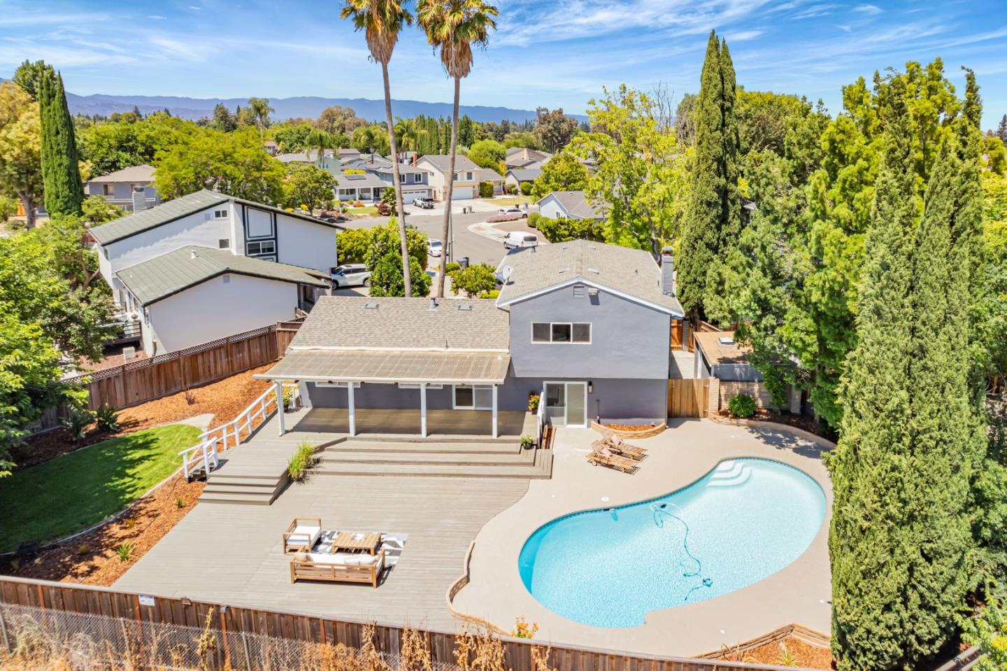 Detail Gallery Image 62 of 77 For 4852 Birmingham Dr, San Jose,  CA 95136 - 4 Beds | 2/1 Baths