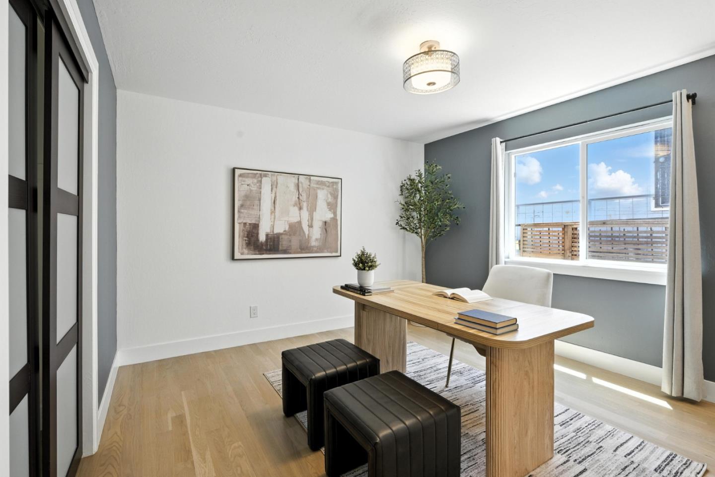 Detail Gallery Image 18 of 61 For 30 Gilroy St, San Francisco,  CA 94124 - 5 Beds | 3 Baths