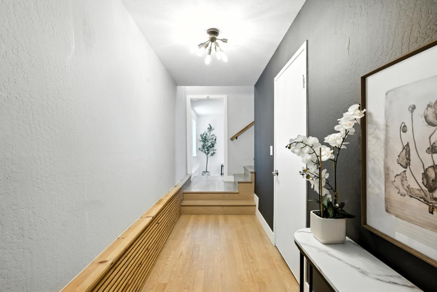 Detail Gallery Image 30 of 61 For 30 Gilroy St, San Francisco,  CA 94124 - 5 Beds | 3 Baths