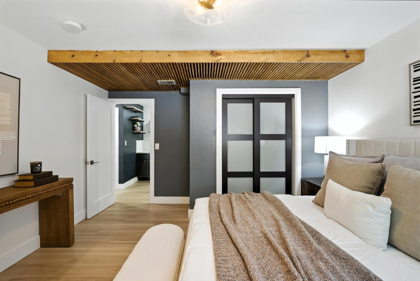 Detail Gallery Image 35 of 61 For 30 Gilroy St, San Francisco,  CA 94124 - 5 Beds | 3 Baths