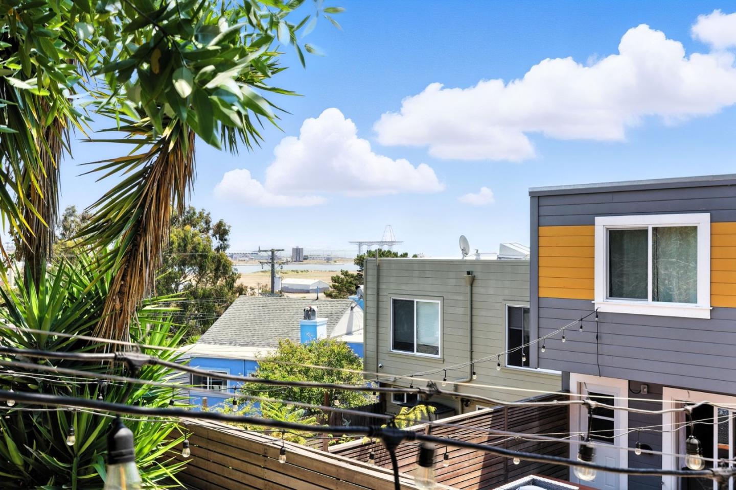 Detail Gallery Image 55 of 61 For 30 Gilroy St, San Francisco,  CA 94124 - 5 Beds | 3 Baths