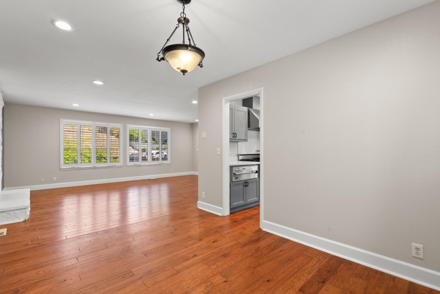 Detail Gallery Image 10 of 32 For 52 Mar Monte Ave, La Selva Beach,  CA 95076 - 4 Beds | 3 Baths