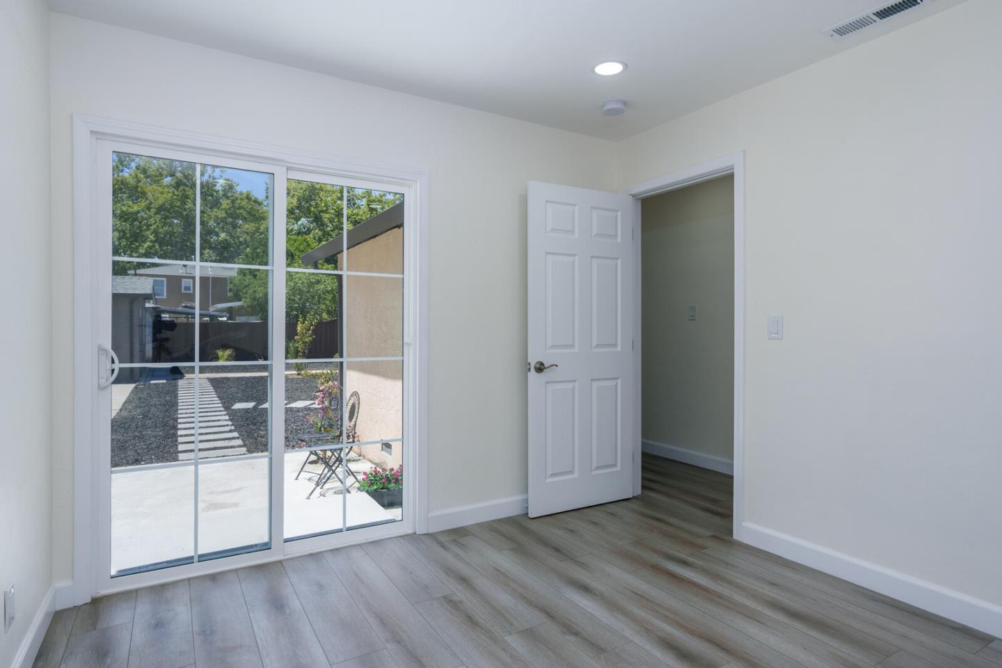 Detail Gallery Image 20 of 31 For 1107 N 4th, San Jose,  CA 95112 - 3 Beds | 2 Baths