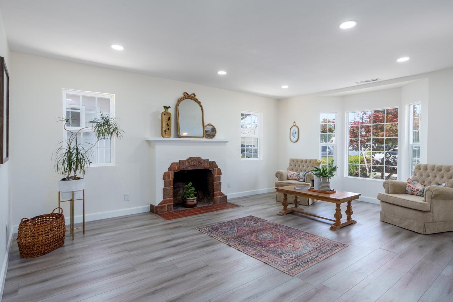 Detail Gallery Image 8 of 31 For 1107 N 4th, San Jose,  CA 95112 - 3 Beds | 2 Baths