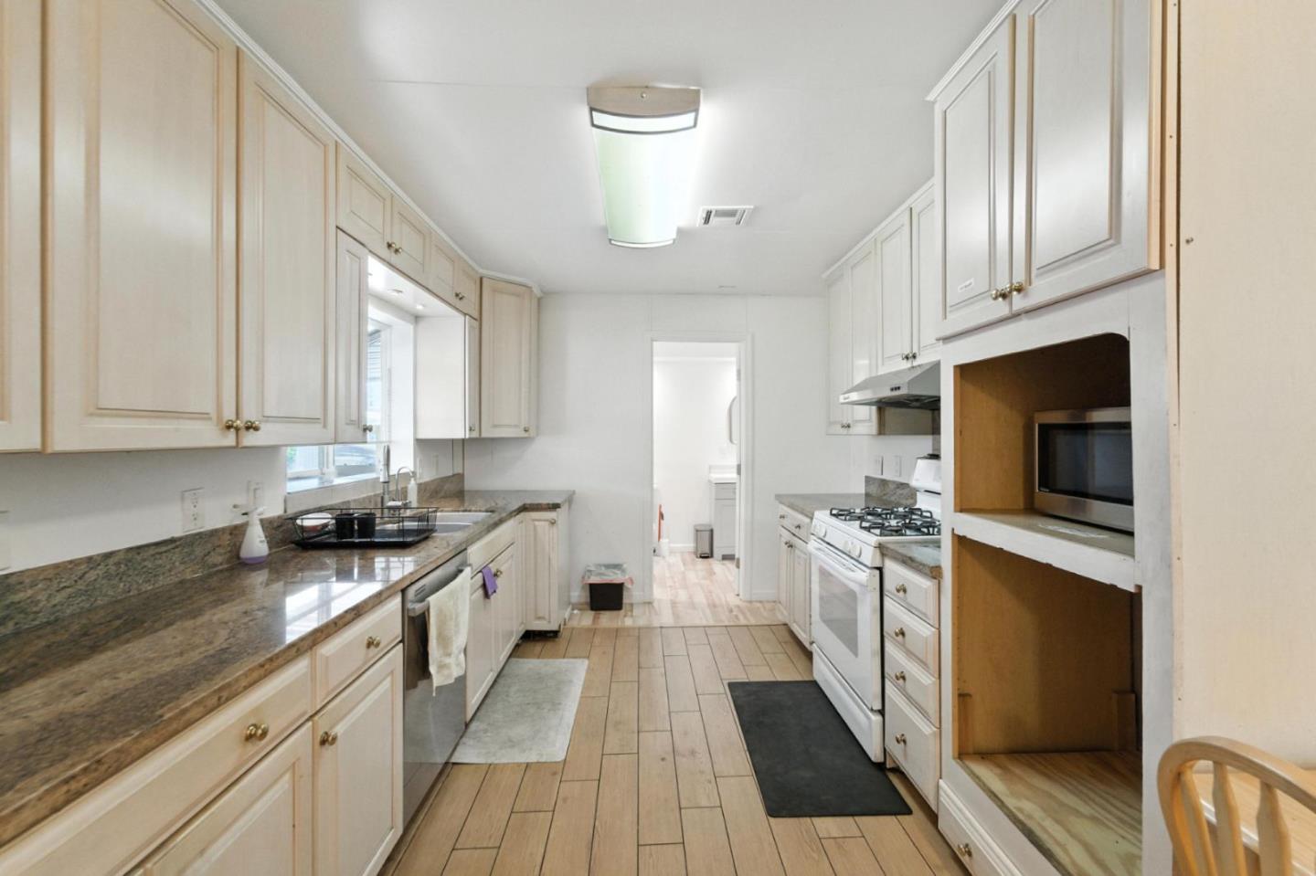 Detail Gallery Image 15 of 19 For 3637 Snell Ave #307,  San Jose,  CA 95136 - 2 Beds | 2 Baths