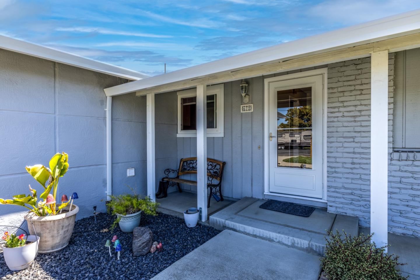 Detail Gallery Image 4 of 29 For 672 Sonoma Ct, Livermore,  CA 94550 - 3 Beds | 2 Baths