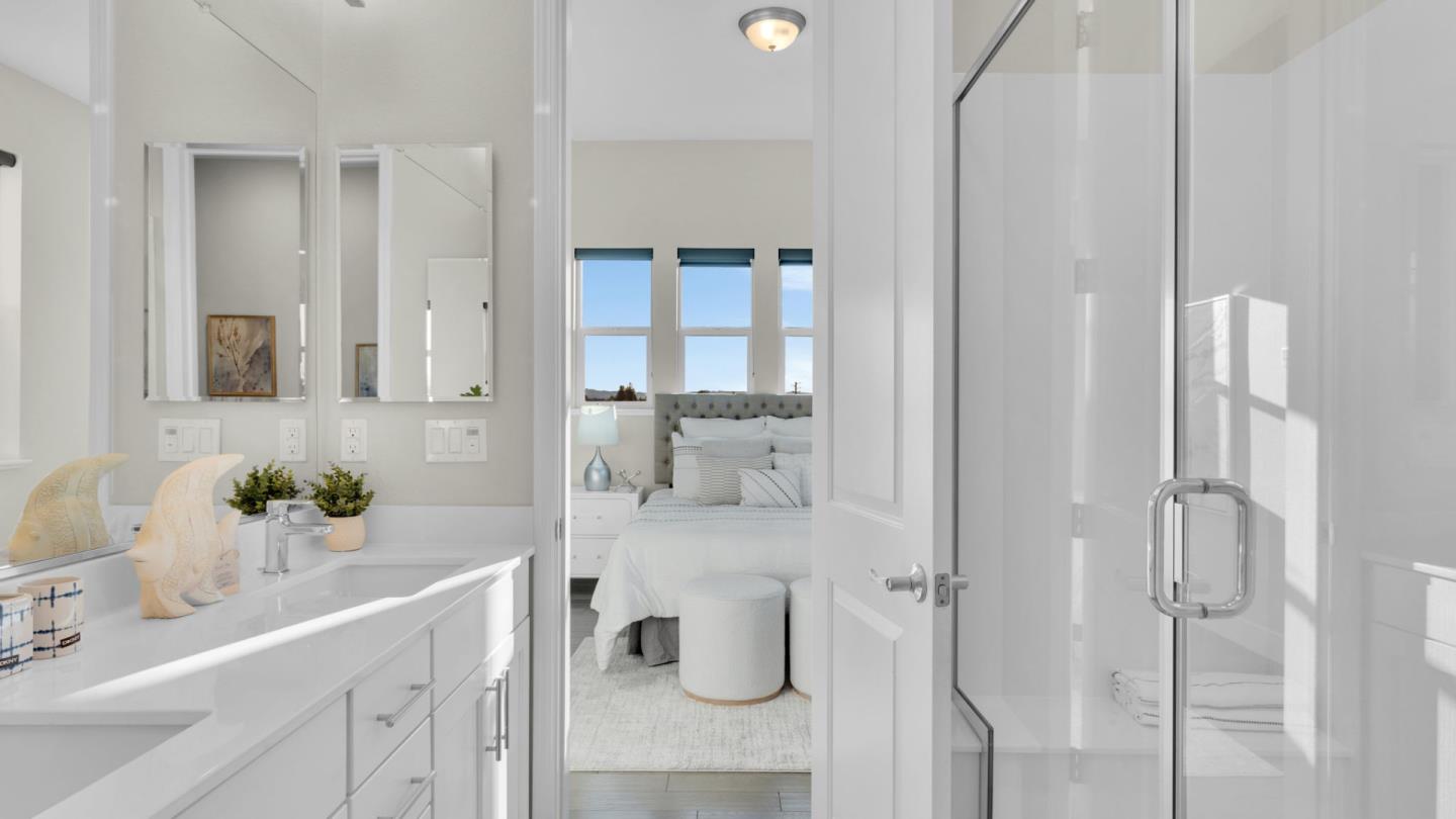 Detail Gallery Image 22 of 52 For 820 E Duane Ave #1,  Sunnyvale,  CA 94085 - 4 Beds | 3/1 Baths